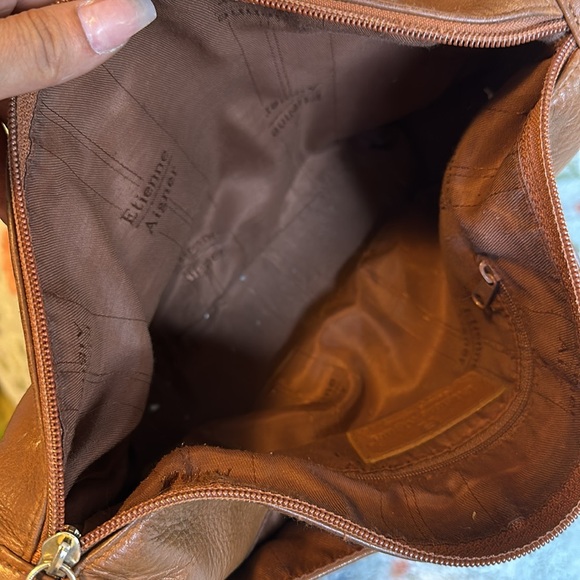 Etienne aigner genuine leather Crossbody bag - Picture 6 of 7